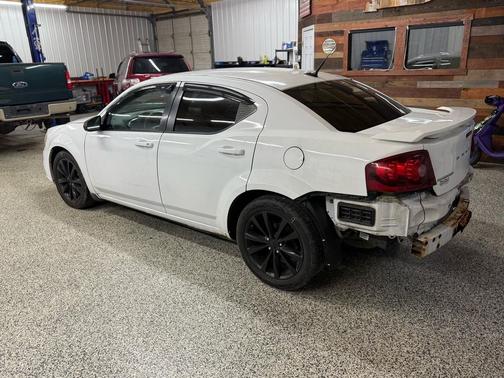 2014 Dodge Avenger SE