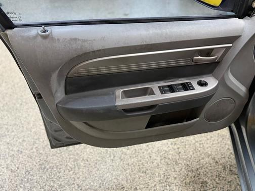 2008 Chrysler Sebring Base