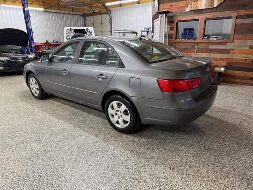 2010 Hyundai SONATA GLS