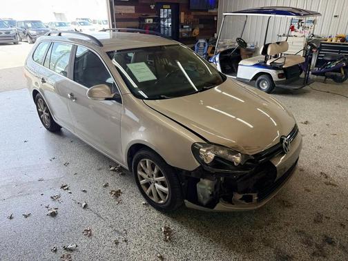 2014 Volkswagen Jetta SportWagen Auto SE w/Sunroof