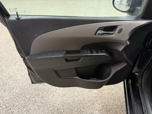 2016 Chevrolet Sonic LT