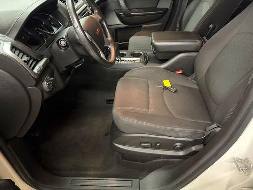 2014 GMC Acadia SLE-2