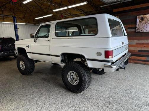 1985 Chevrolet C10/K10 Base
