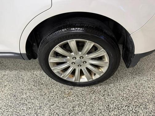 2013 Lincoln MKX Base