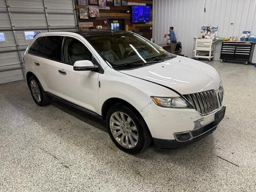 2013 Lincoln MKX Base