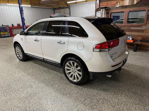 2013 Lincoln MKX Base