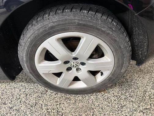 2007 Volkswagen New Beetle 2.5