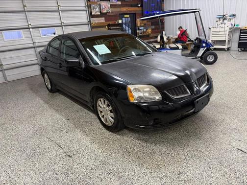 2006 Mitsubishi Galant Base