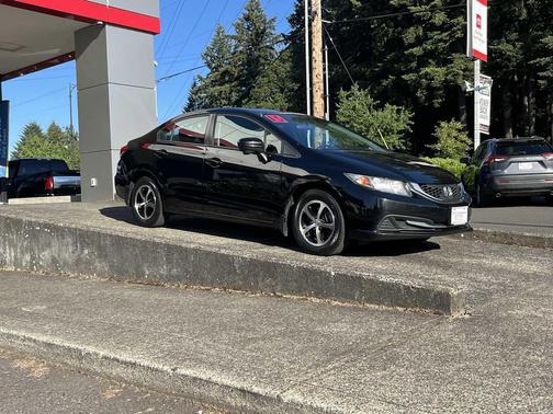 CRYSTAL BLACK PEARL BLAC 2015 Honda Civic SE