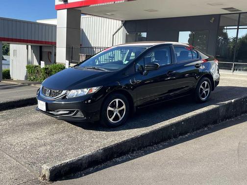 CRYSTAL BLACK PEARL BLAC 2015 Honda Civic SE