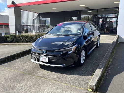 2024 Toyota Corolla Hybrid XLE