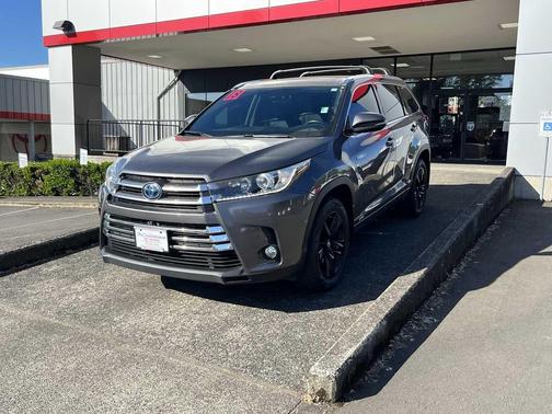 Predawn Gray Mica 2018 Toyota Highlander Hybrid Platinum