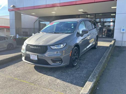 2022 Chrysler Pacifica Hybrid Touring L