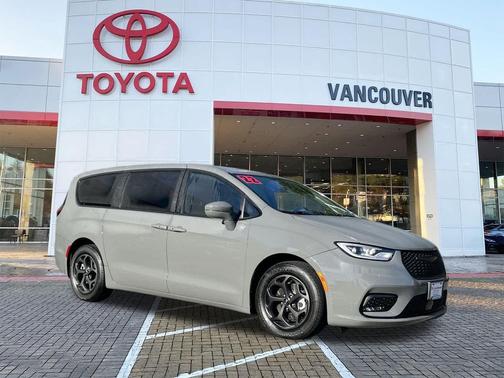 2022 Chrysler Pacifica Hybrid Touring L