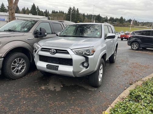 2024 Toyota 4Runner SR5