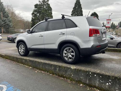 2012 Kia Sorento LX