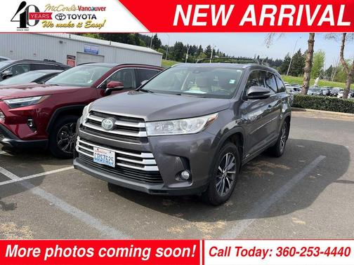 Predawn Gray Mica 2017 Toyota Highlander Hybrid XLE
