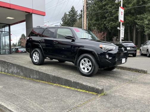 2024 Toyota 4Runner SR5