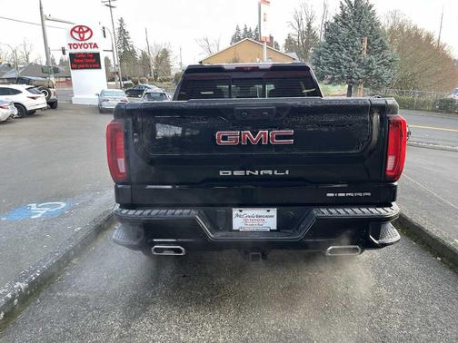 2023 GMC Sierra 1500 Denali