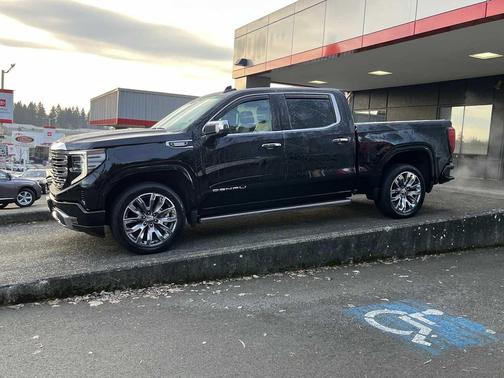 2023 GMC Sierra 1500 Denali