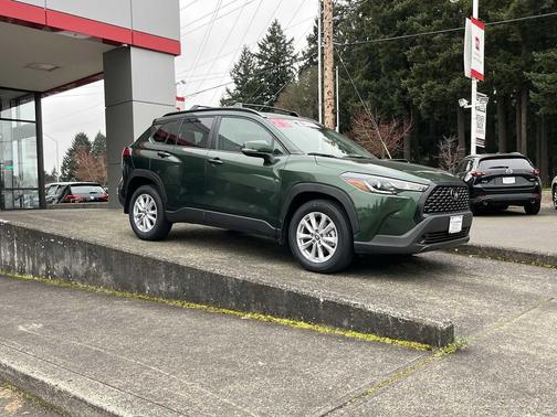 2023 Toyota Corolla Cross LE