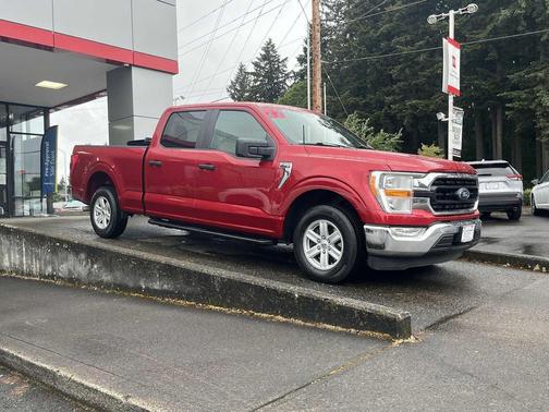 Rapid Red Metallic Tinted Clearcoat 2022 Ford F-150 XLT