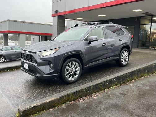 2019 Toyota RAV4 XLE Premium