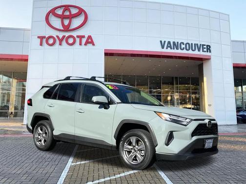 2023 Toyota RAV4 XLE