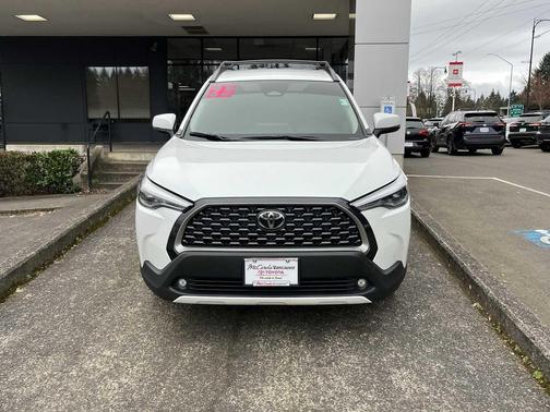 2023 Toyota Corolla Cross XLE