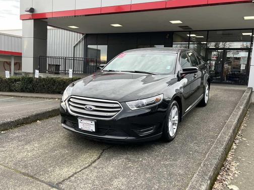 2015 Ford Taurus SEL