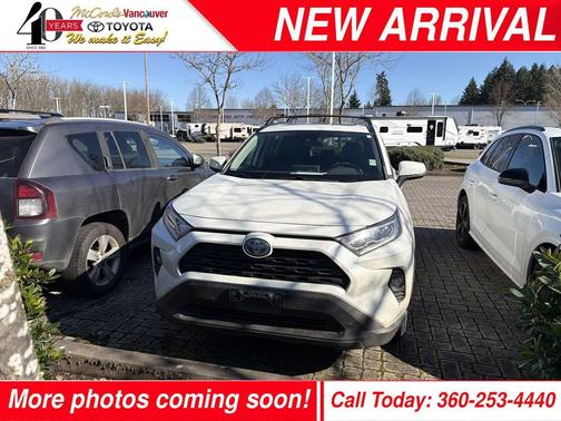 2021 Toyota RAV4 Hybrid XLE Premium
