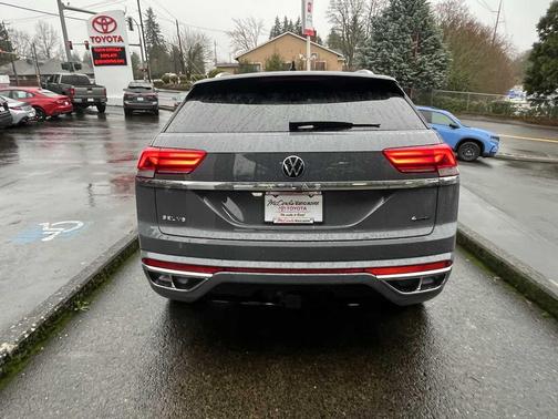 2023 Volkswagen Atlas Cross Sport 3.6L V6 SEL Premium R-Line