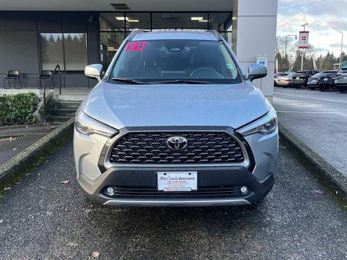 2024 Toyota Corolla Cross XLE