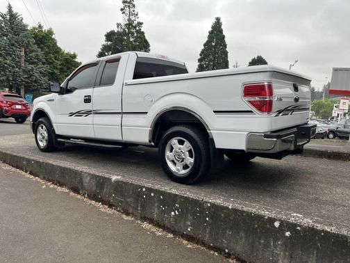 Oxford White 2011 Ford F-150 XLT