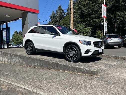 Polar White 2018 Mercedes-Benz GLC 300 Base