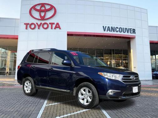 Nautical Blue Metallic 2013 Toyota Highlander SE