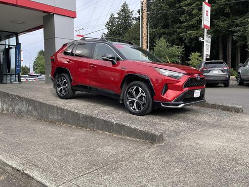 Supersonic Red/Midnight Black Metallic 2022 Toyota RAV4 Prime XSE