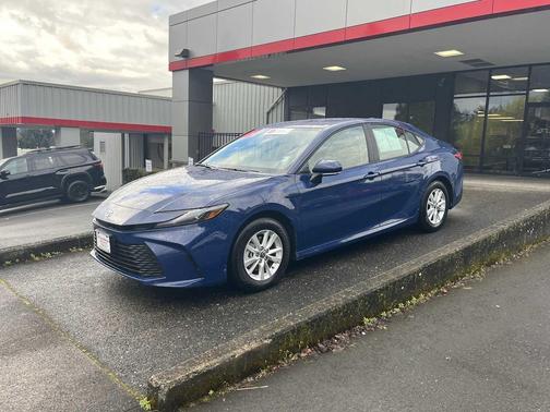 Reservoir Blue 2025 Toyota Camry LE
