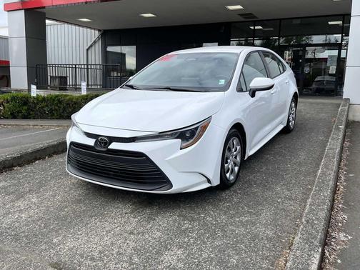 Ice Cap 2024 Toyota Corolla LE