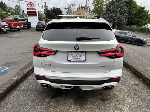 Mineral White Metallic 2022 BMW X3 xDrive30i