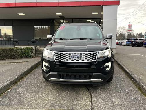2017 Ford Explorer Platinum