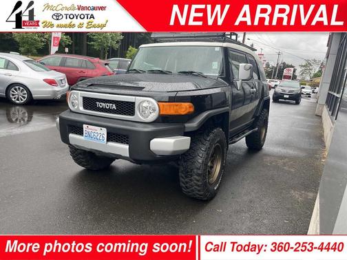 Black 2014 Toyota FJ Cruiser Base
