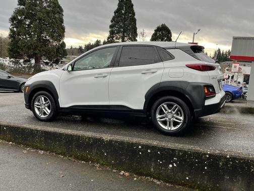 2020 Hyundai KONA SE