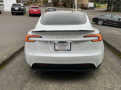 2025 Tesla Model 3 Long Range