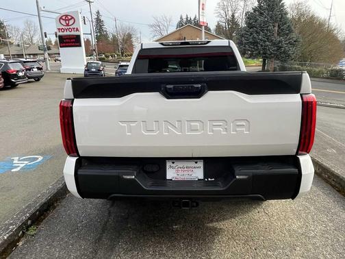 2022 Toyota Tundra SR5