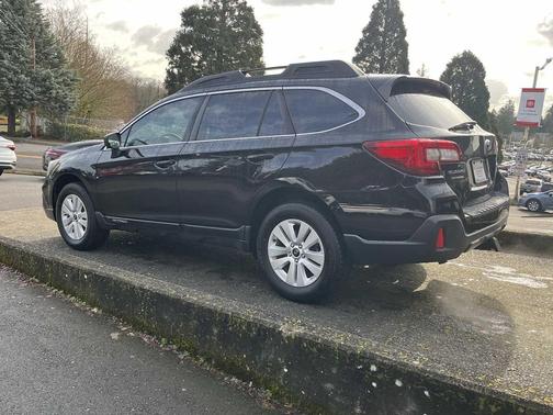 2018 Subaru Outback 2.5i