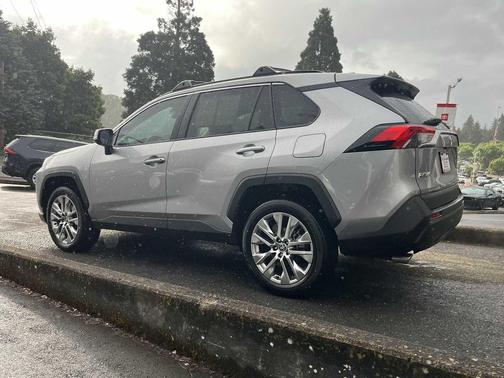 Silver Sky Metallic 2024 Toyota RAV4 XLE Premium