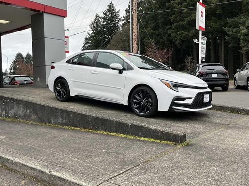 2025 Toyota Corolla XSE