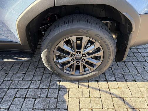 2026 Toyota Land Cruiser Base