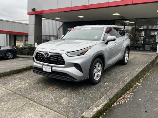 2023 Toyota Highlander L